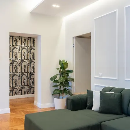 71 Penthouse - 2026 Completely Renovated