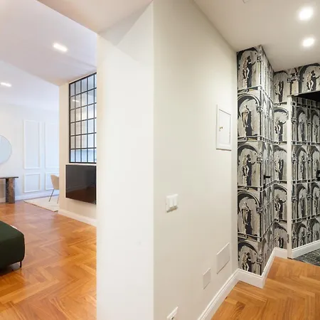 71 Penthouse - Completely Renovated