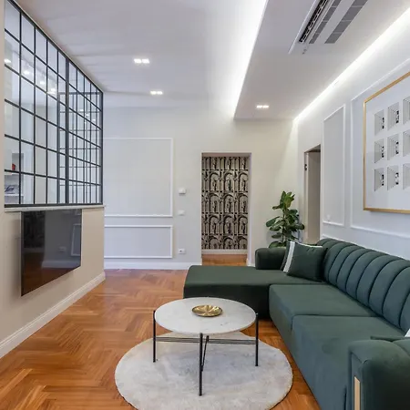71 Penthouse - Completely Renovated Rome